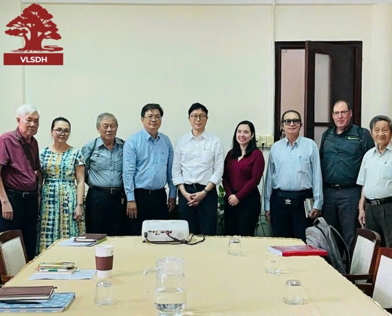 Gặp gỡ và làm việc với đại diện tổ chứ Quốc tế Family Search 15/10/2022